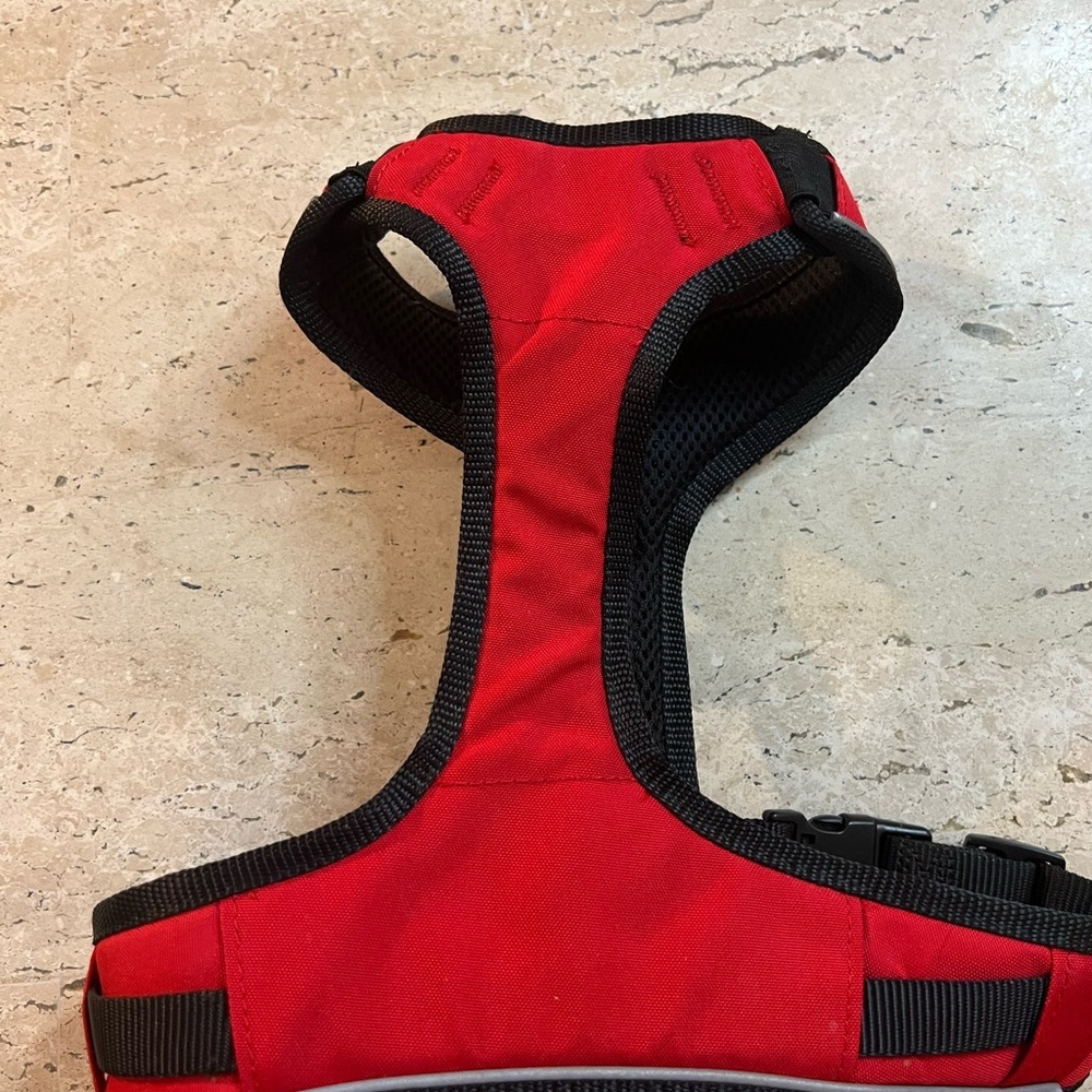 PetSafe Easy Sport Dog Harness Size Small - Picture 2 of 5